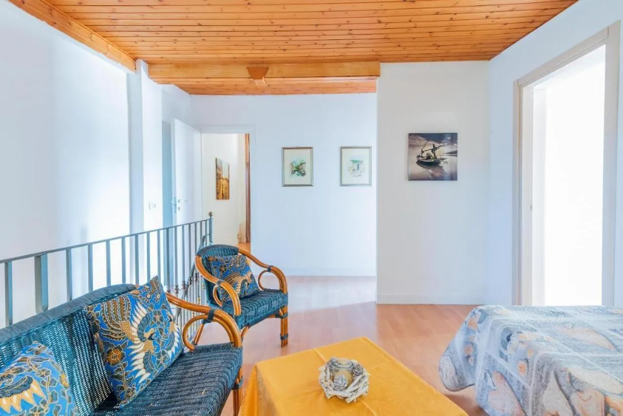 Feriehus Villa Con Piscina Al Mare Ognina Italien
